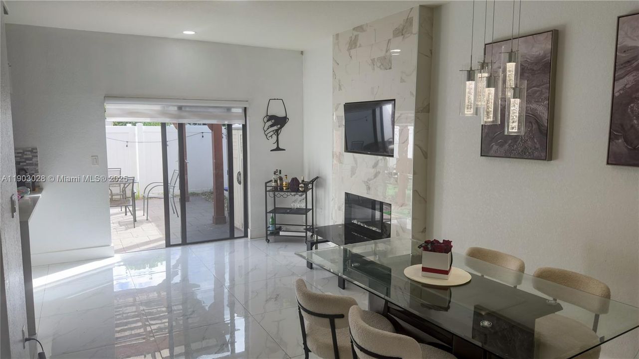 For Sale: $520,000 (3 beds, 2 baths, 1483 Square Feet)