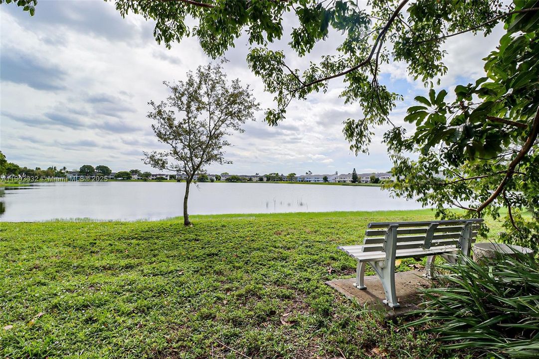 For Rent: $1,900 (2 beds, 2 baths, 1020 Square Feet)