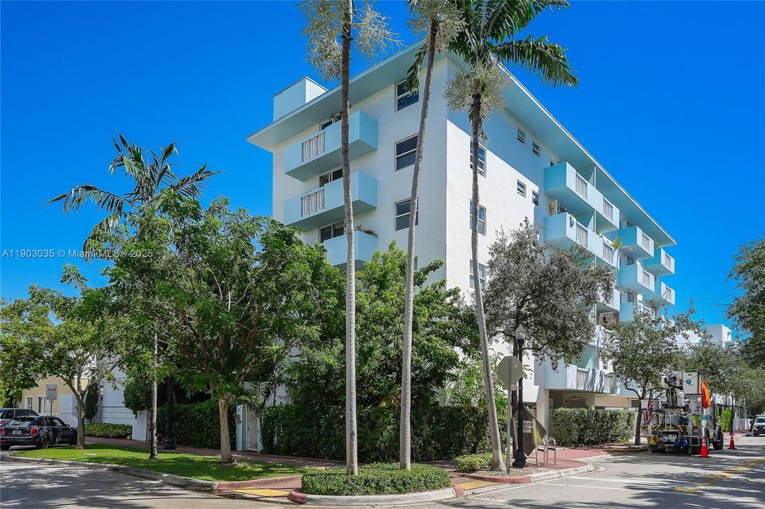 Recently Rented: $2,500 (1 beds, 1 baths, 630 Square Feet)