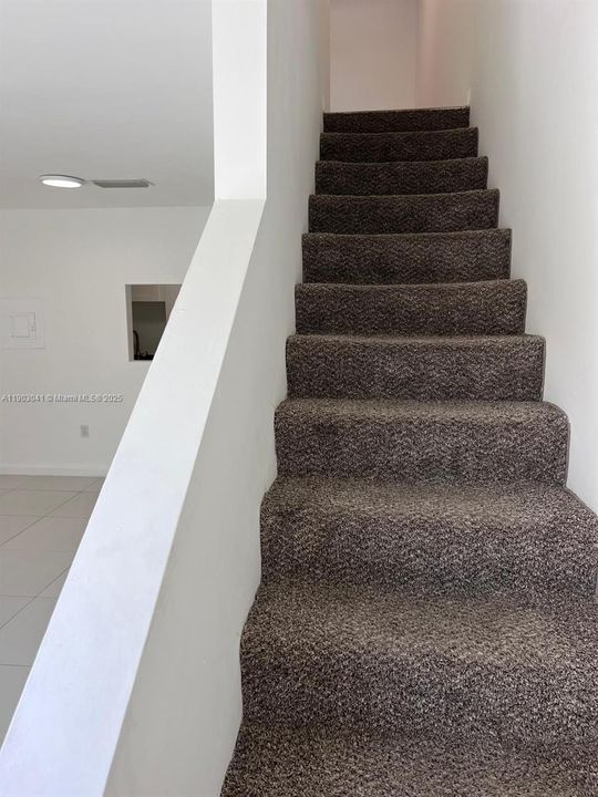 Recently Rented: $1,900 (1 beds, 1 baths, 9916 Square Feet)