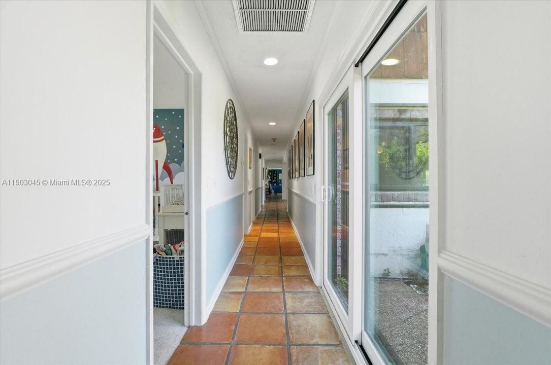 En Venta: $1,099,999 (5 camas, 4 baños, 3176 Pies cuadrados)