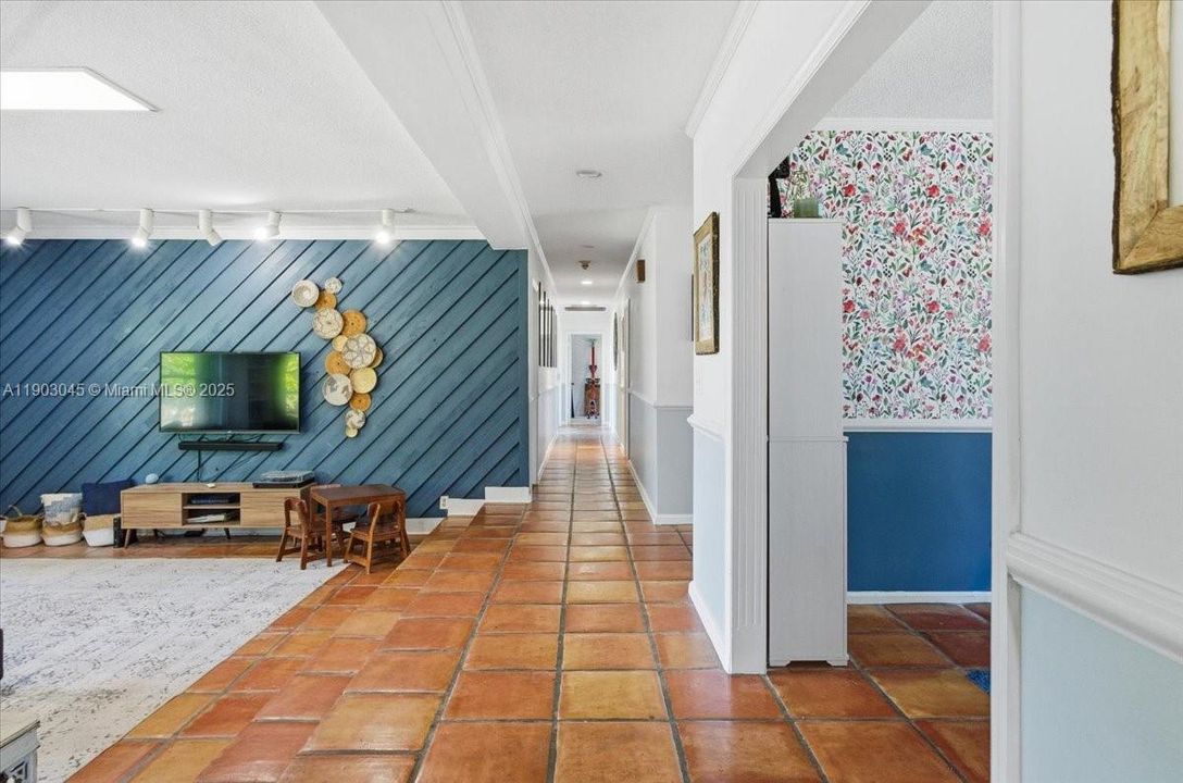 En Venta: $1,099,999 (5 camas, 4 baños, 3176 Pies cuadrados)