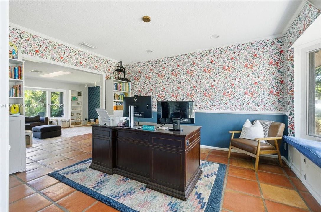 En Venta: $1,099,999 (5 camas, 4 baños, 3176 Pies cuadrados)