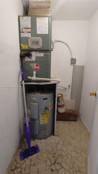 For Rent: $1,600 (1 beds, 1 baths, 646 Square Feet)