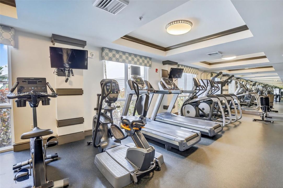 Под контрактом: $248,000 (1 спален, 1 ванн, 756 Квадратных фут)