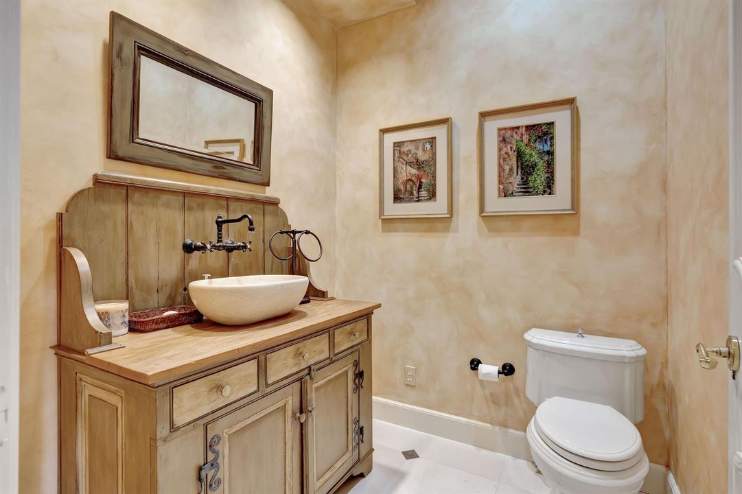 Powder Room