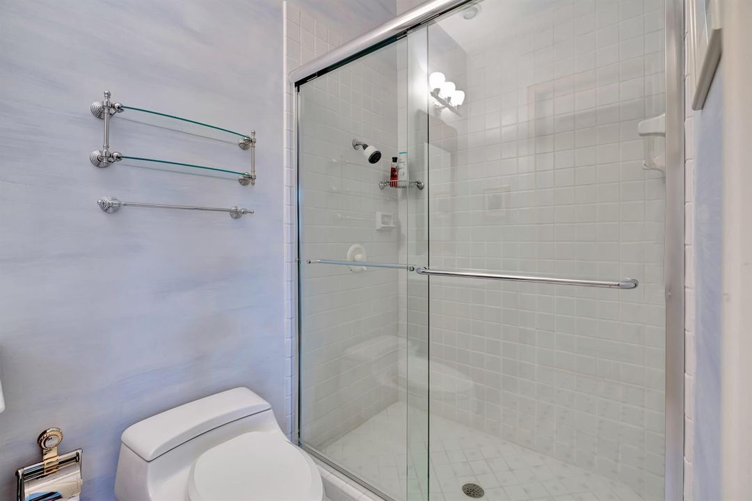 Guest Bath 2