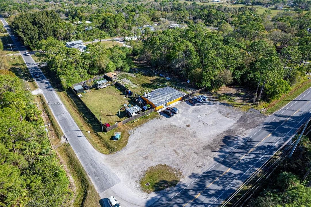 出租: $3,200 (0 贝兹, 0 浴室, 0 平方英尺)