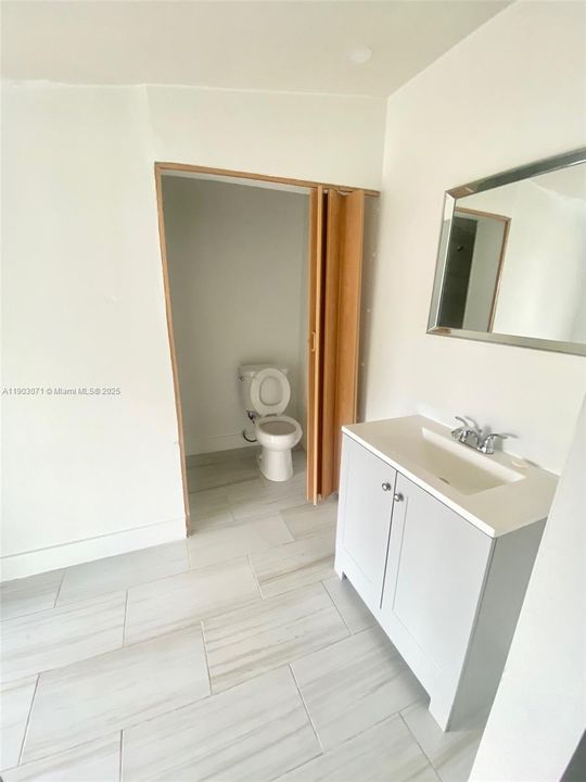 Active With Contract: $3,000 (3 beds, 1 baths, 0 Square Feet)