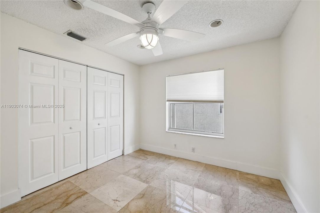 Recently Rented: $4,350 (3 beds, 2 baths, 1440 Square Feet)