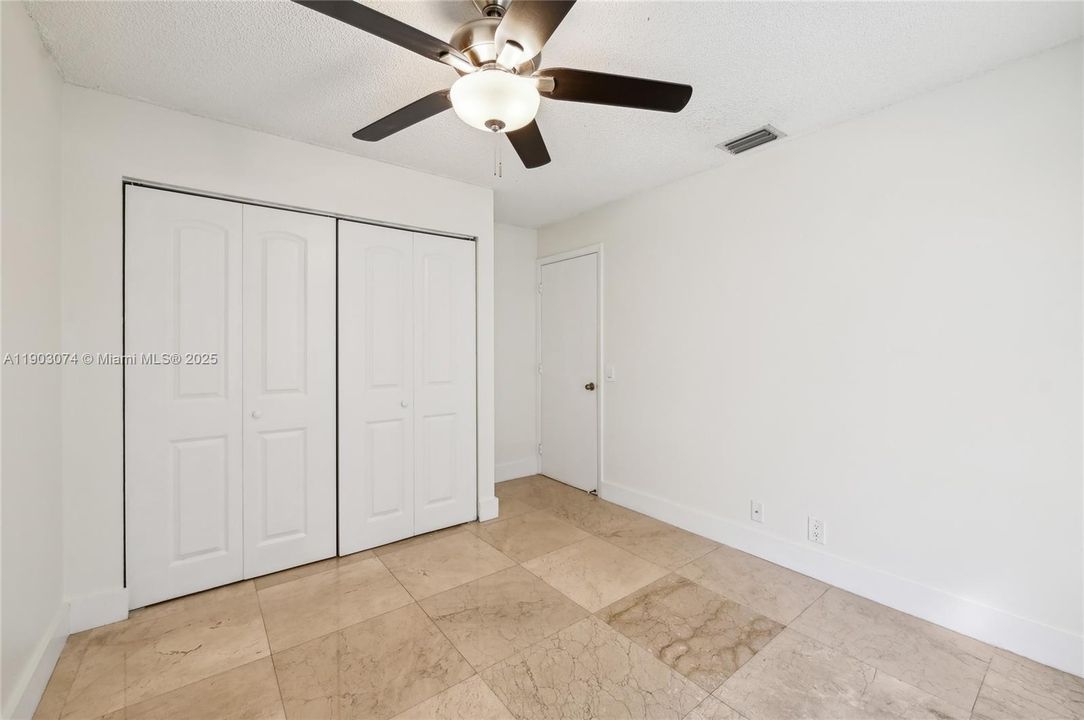 Recently Rented: $4,350 (3 beds, 2 baths, 1440 Square Feet)