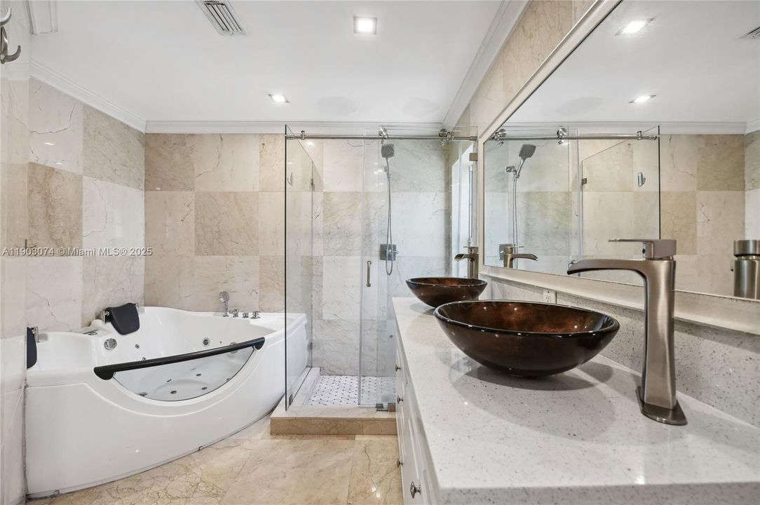 Recently Rented: $4,350 (3 beds, 2 baths, 1440 Square Feet)