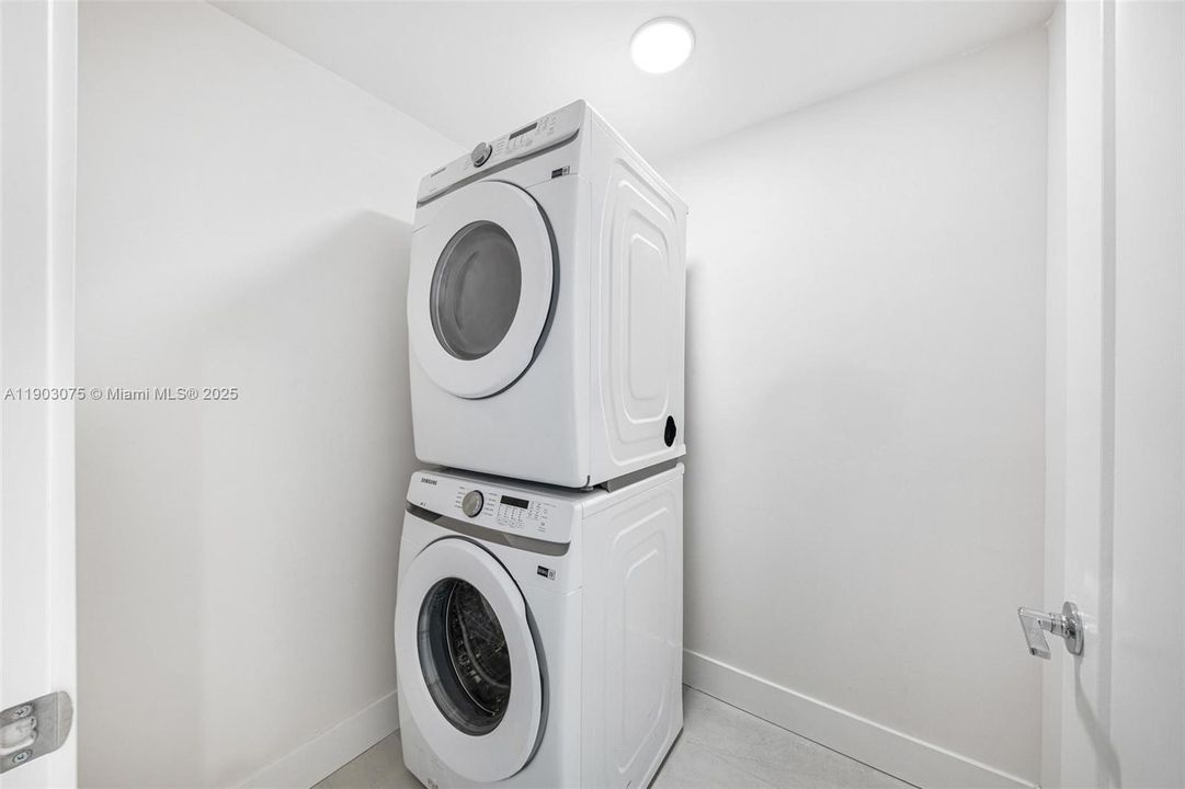 Recently Rented: $16,755 (4 beds, 5 baths, 4623 Square Feet)