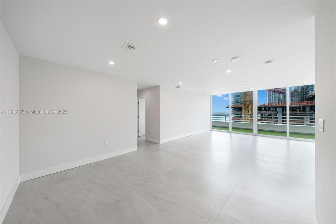 Recently Rented: $16,755 (4 beds, 5 baths, 4623 Square Feet)