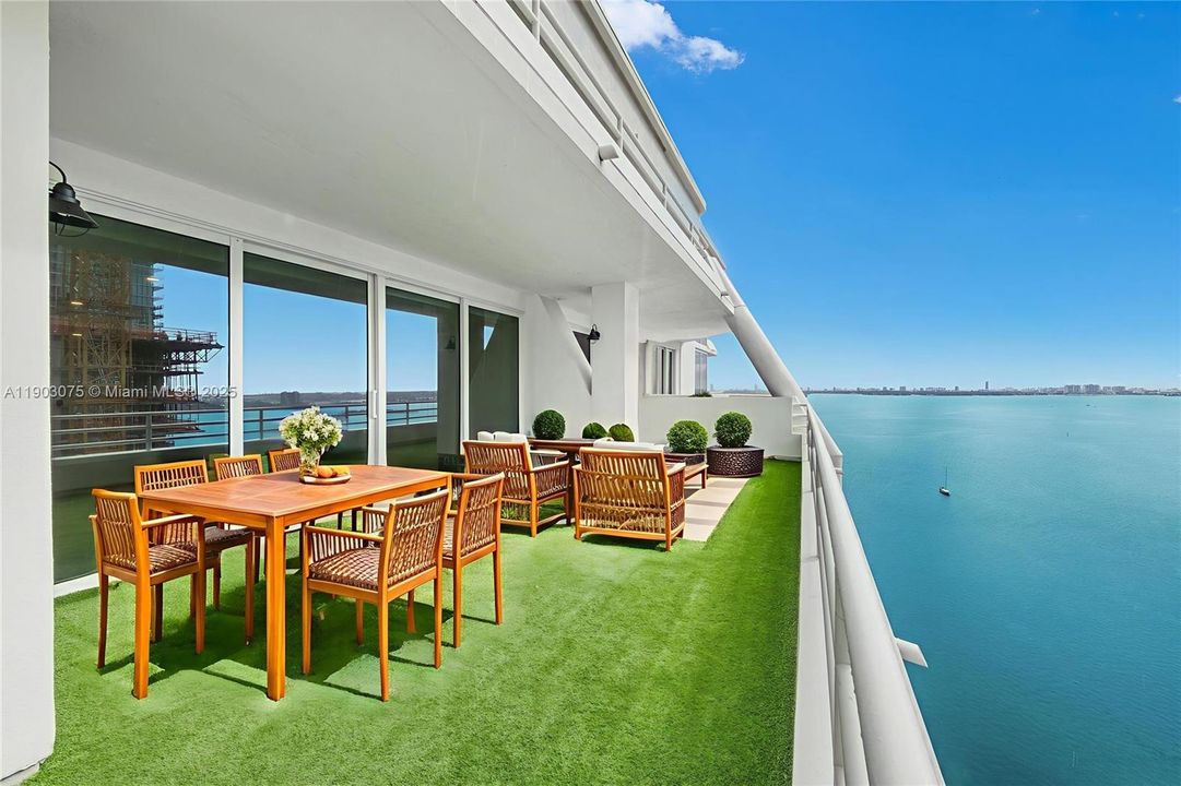 Recently Rented: $16,755 (4 beds, 5 baths, 4623 Square Feet)