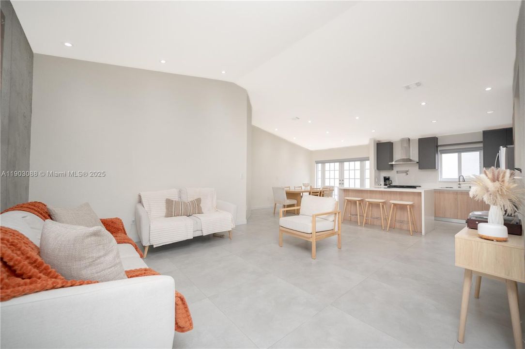 For Sale: $749,000 (3 beds, 2 baths, 1686 Square Feet)