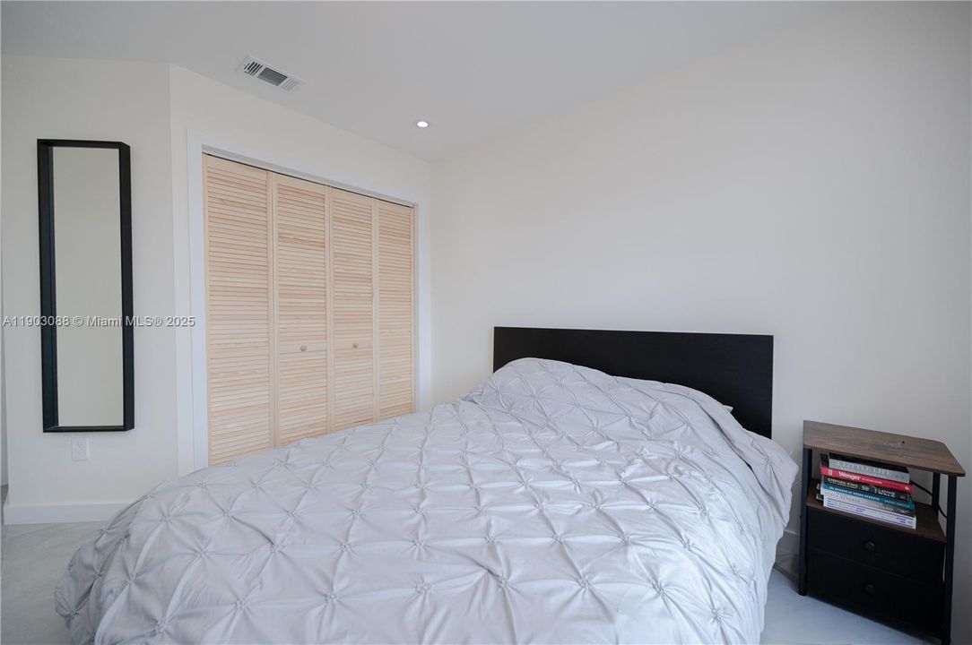 For Sale: $749,000 (3 beds, 2 baths, 1686 Square Feet)