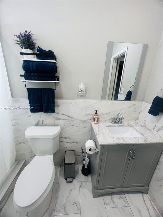 最近租的: $2,000 (2 贝兹, 1 浴室, 0 平方英尺)