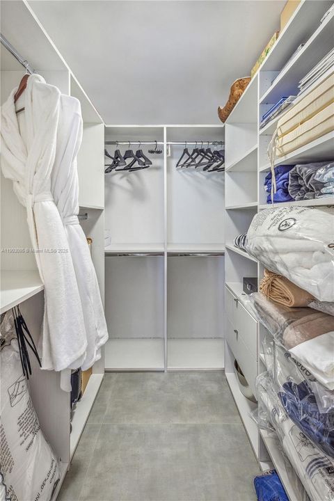 待售: $795,000 (2 贝兹, 2 浴室, 1178 平方英尺)