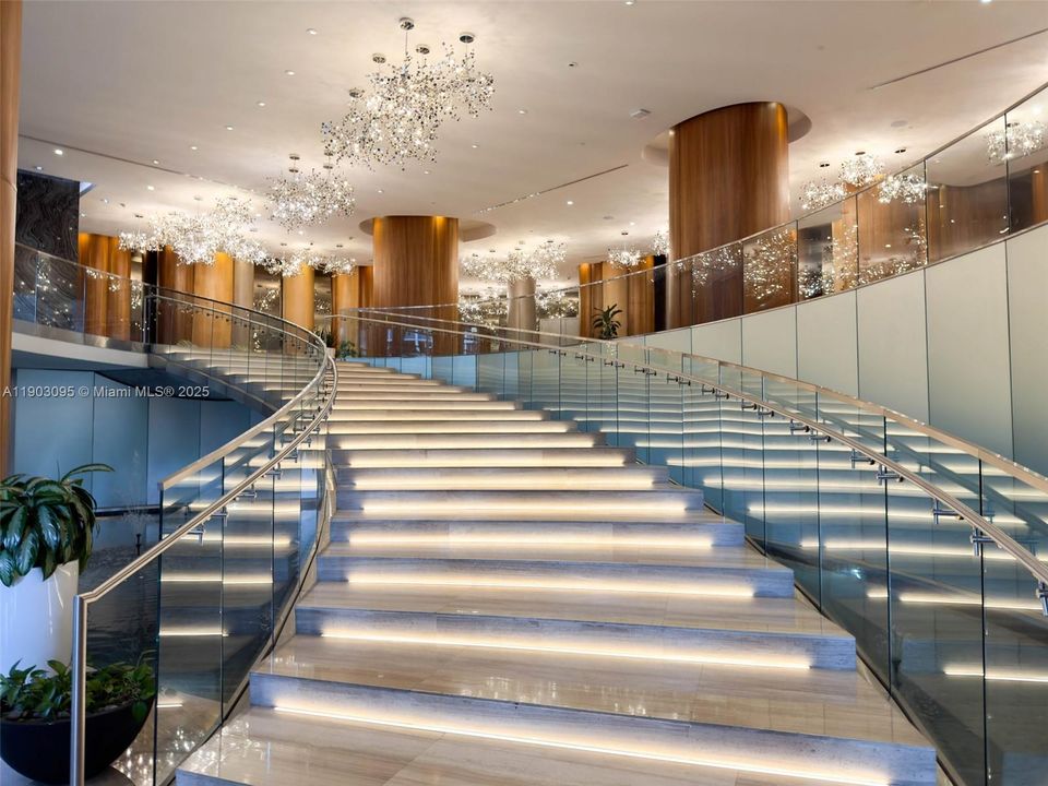 待售: $795,000 (2 贝兹, 2 浴室, 1178 平方英尺)