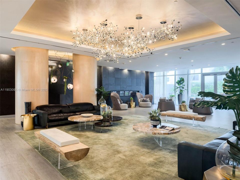 待售: $795,000 (2 贝兹, 2 浴室, 1178 平方英尺)