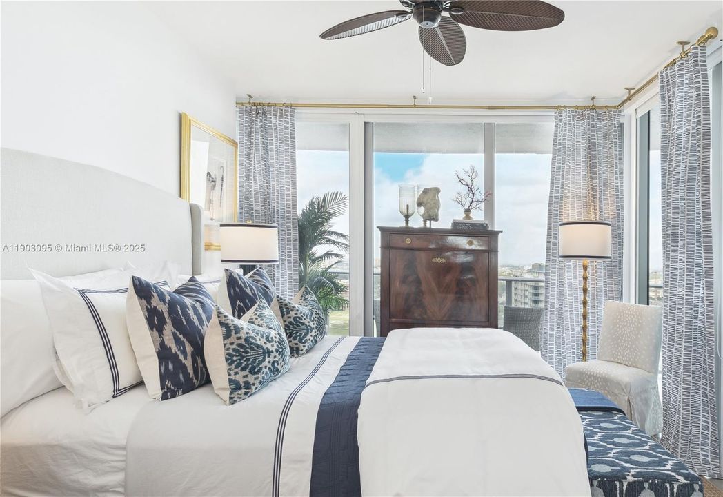 待售: $795,000 (2 贝兹, 2 浴室, 1178 平方英尺)