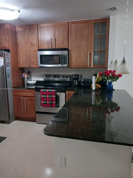 For Sale: $397,000 (4 beds, 2 baths, 1522 Square Feet)