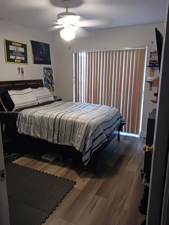 For Sale: $397,000 (4 beds, 2 baths, 1522 Square Feet)