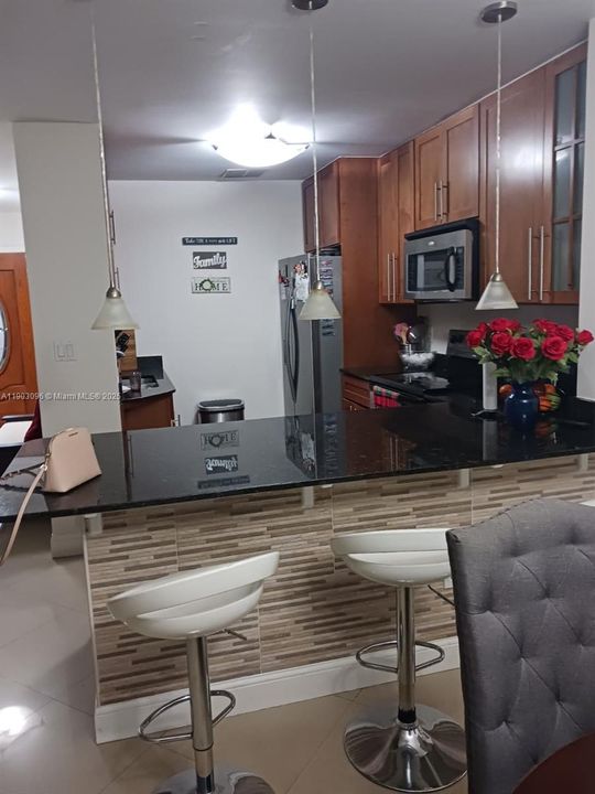 For Sale: $397,000 (4 beds, 2 baths, 1522 Square Feet)