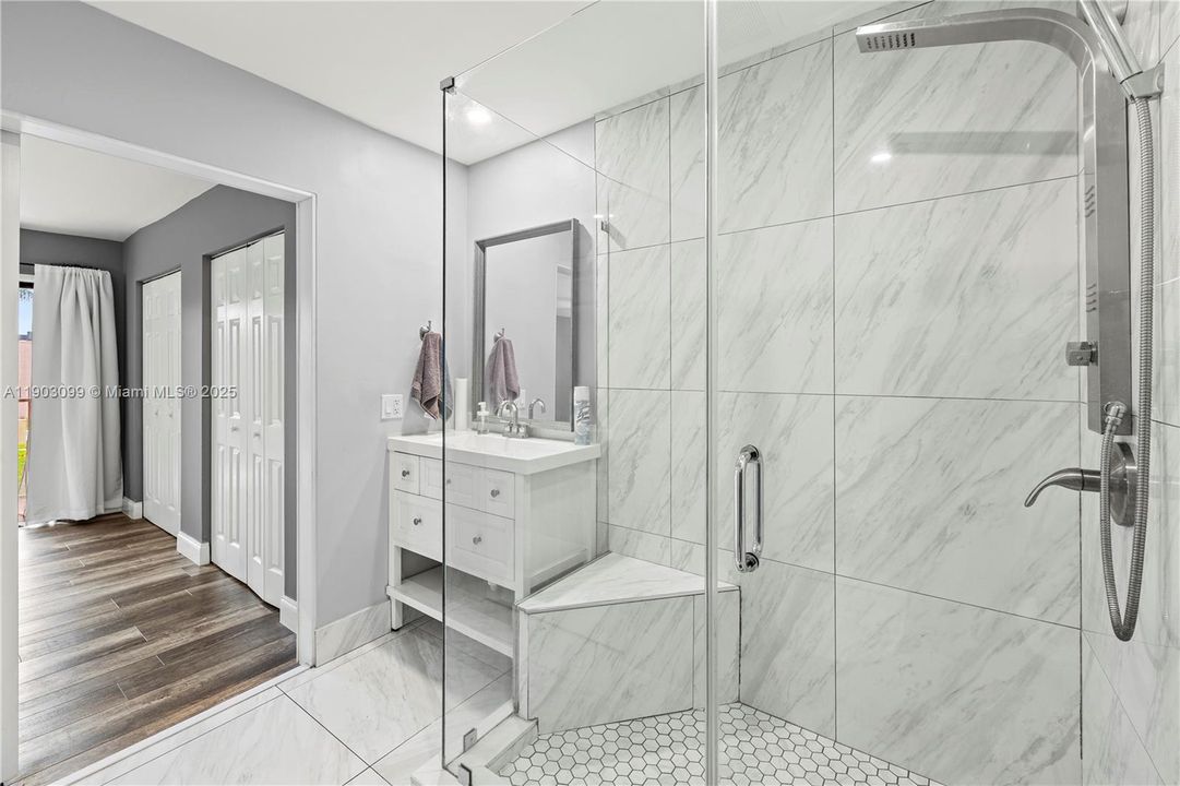 For Sale: $364,000 (3 beds, 2 baths, 1590 Square Feet)