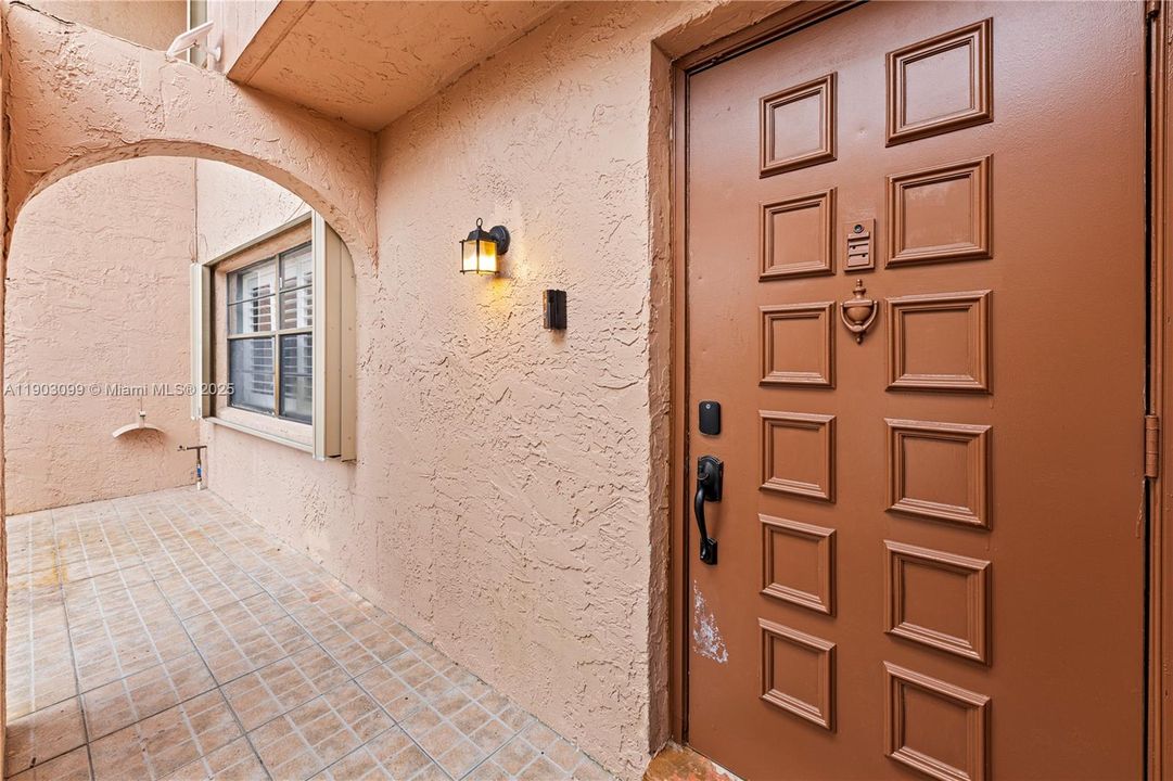 For Sale: $364,000 (3 beds, 2 baths, 1590 Square Feet)