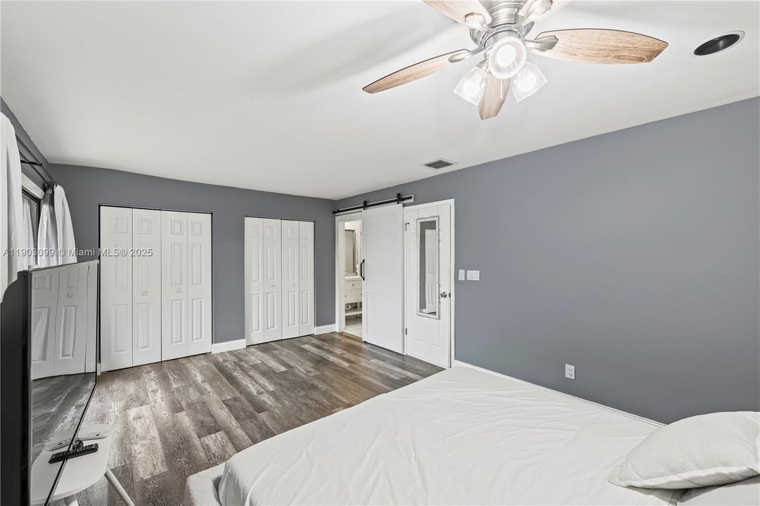For Sale: $364,000 (3 beds, 2 baths, 1590 Square Feet)