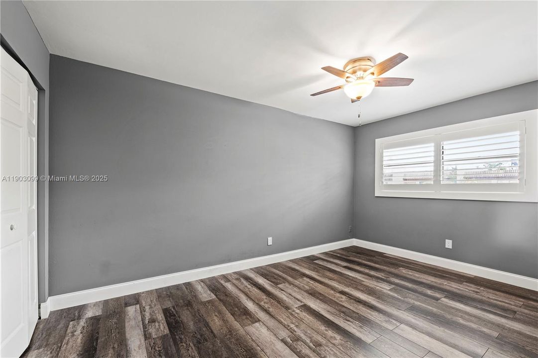 For Sale: $364,000 (3 beds, 2 baths, 1590 Square Feet)