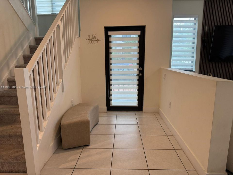 For Rent: $5,500 (3 beds, 3 baths, 2366 Square Feet)