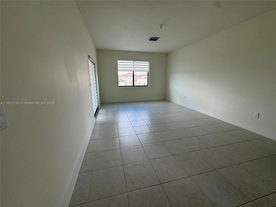 For Rent: $5,500 (3 beds, 3 baths, 2366 Square Feet)