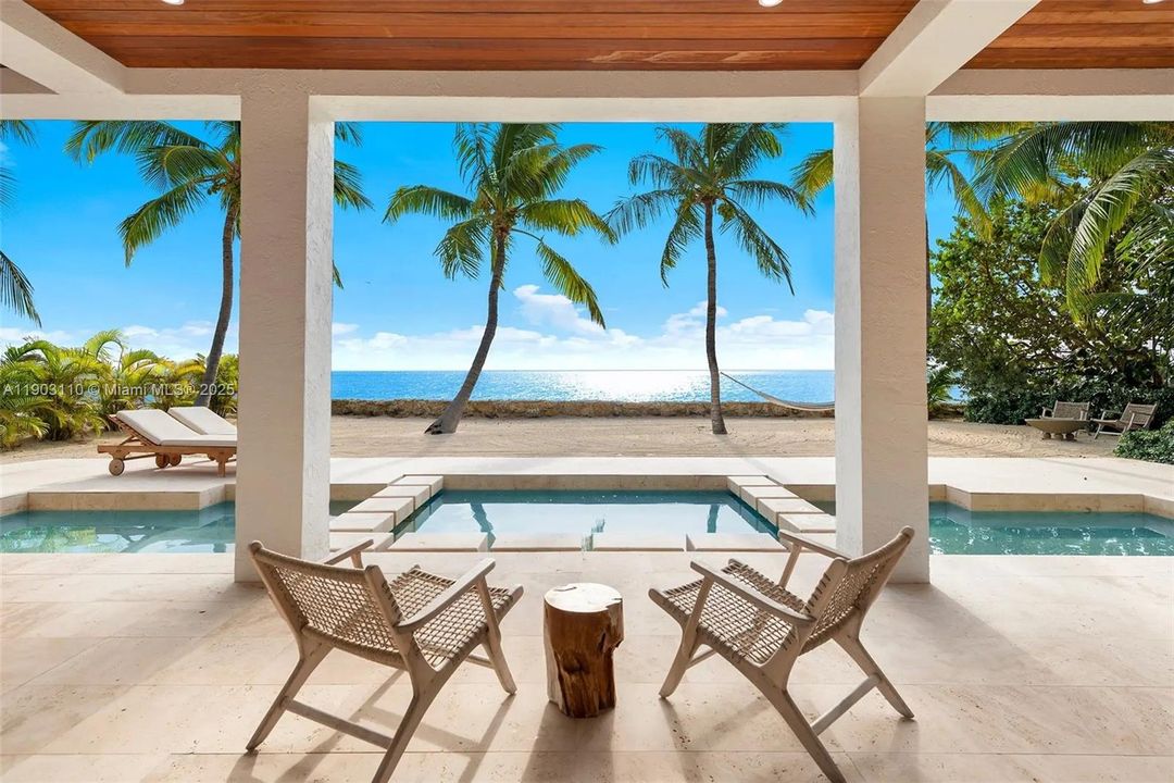 For Sale: $6,000,000 (3 beds, 3 baths, 2511 Square Feet)