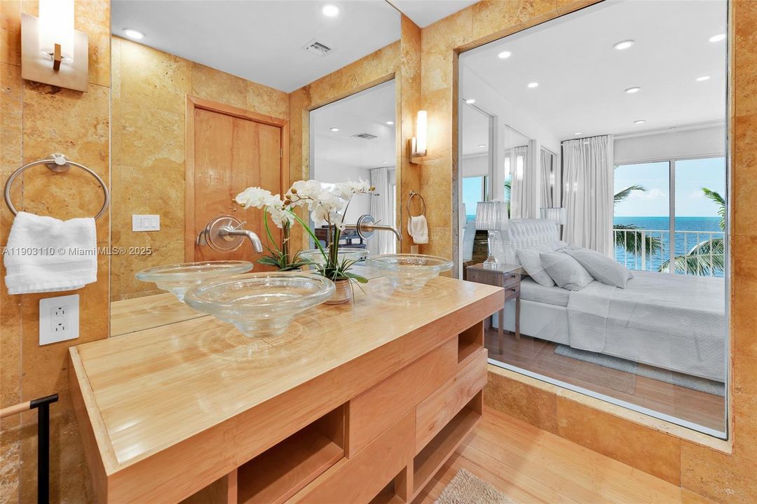 For Sale: $6,000,000 (3 beds, 3 baths, 2511 Square Feet)