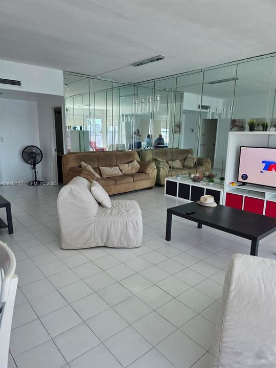 На продажу: $499,000 (1 спален, 1 ванн, 1150 Квадратных фут)