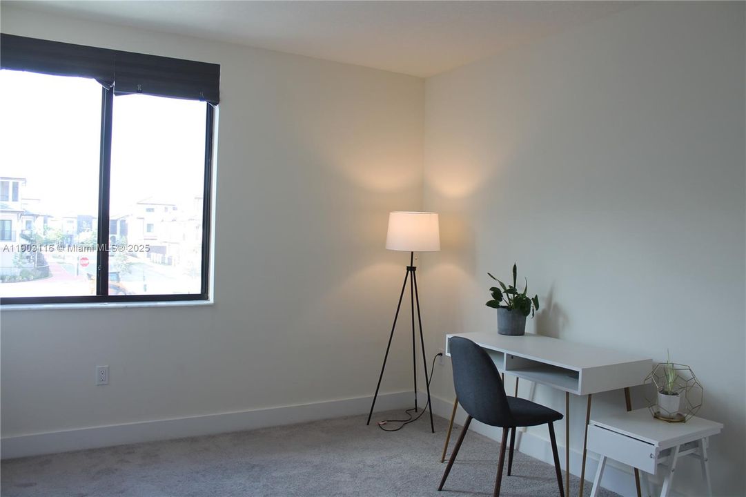 На продажу: $610,000 (3 спален, 2 ванн, 1506 Квадратных фут)