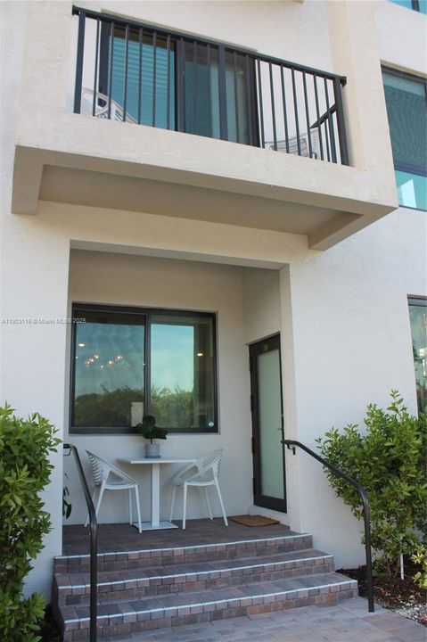 На продажу: $610,000 (3 спален, 2 ванн, 1506 Квадратных фут)