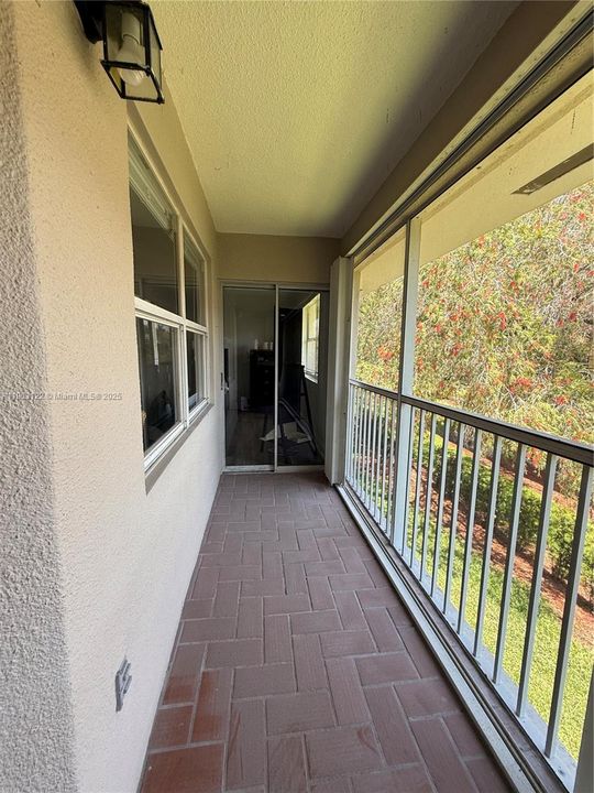 待售: $269,000 (2 贝兹, 2 浴室, 1160 平方英尺)