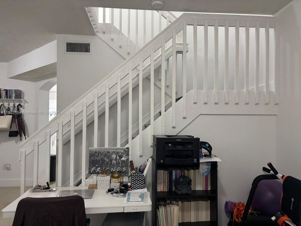 出租: $2,950 (3 贝兹, 2 浴室, 1260 平方英尺)