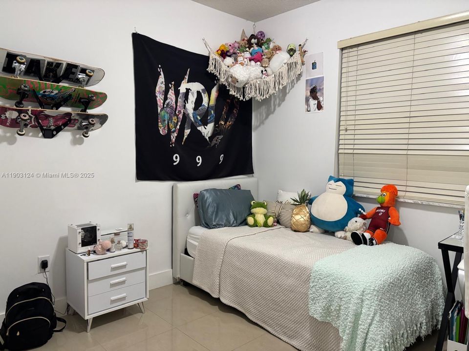 出租: $2,950 (3 贝兹, 2 浴室, 1260 平方英尺)