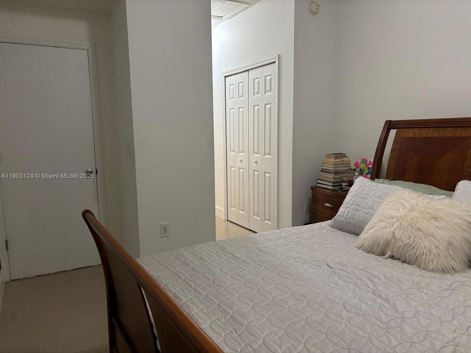 出租: $2,950 (3 贝兹, 2 浴室, 1260 平方英尺)