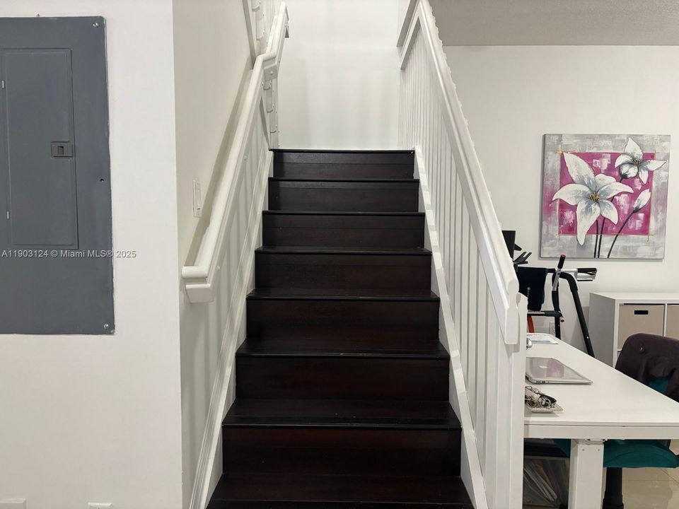 出租: $2,950 (3 贝兹, 2 浴室, 1260 平方英尺)