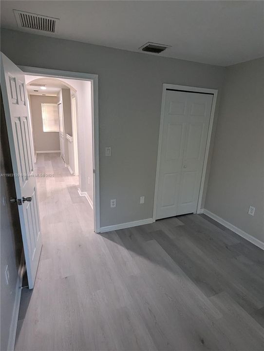 Active With Contract: $2,000 (3 beds, 2 baths, 1423 Square Feet)