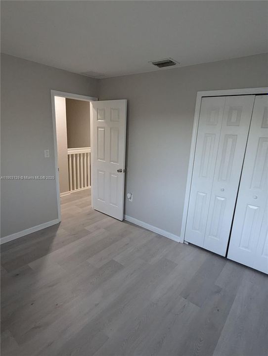 Active With Contract: $2,000 (3 beds, 2 baths, 1423 Square Feet)