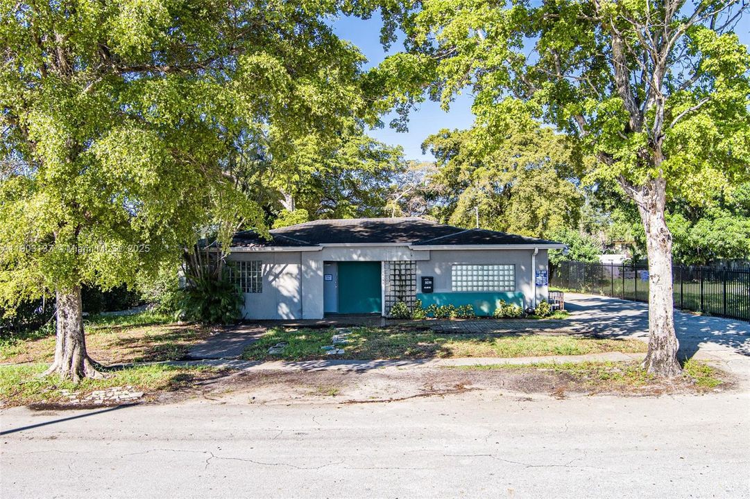 En Venta: $849,770 (0 camas, 0 baños, 0 Pies cuadrados)