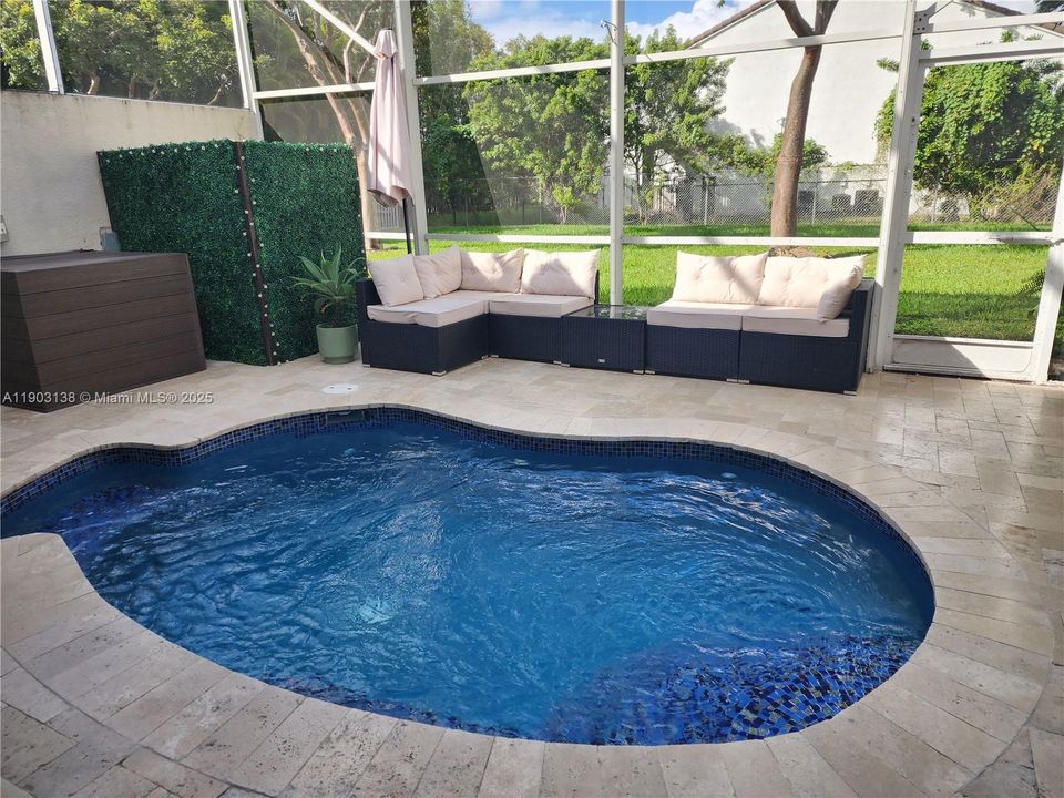 В аренду: $4,500 (4 спален, 3 ванн, 1898 Квадратных фут)