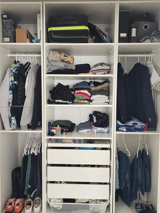 В аренду: $4,500 (4 спален, 3 ванн, 1898 Квадратных фут)